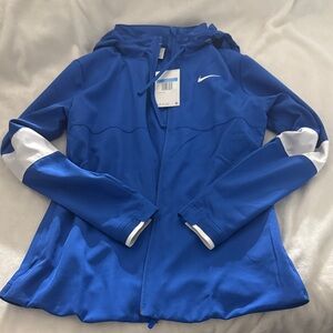 Nike Women's Blue and White Ski Jacket